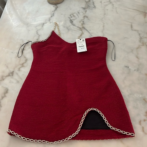 Zara Textured Tweed Boucle Asymmetric Chain Trim Mini Dress Red Gold Chain Sz L - Picture 3 of 17